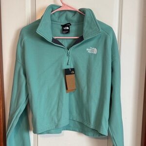 The North face cropped 1/4 zip fleece top